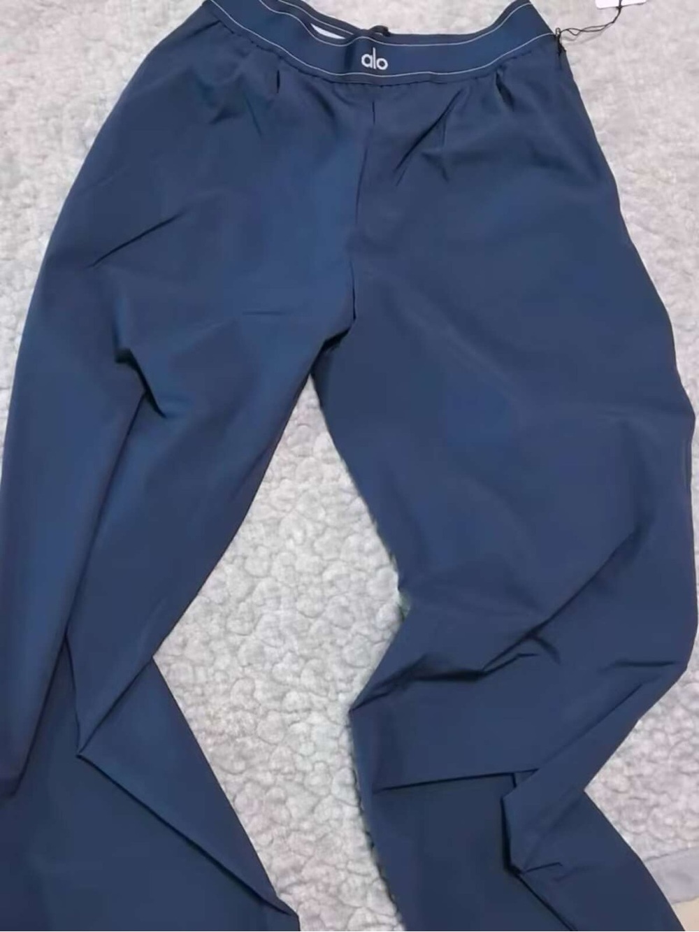 ALO Yoga Wide Leg Performance Pants in Navy